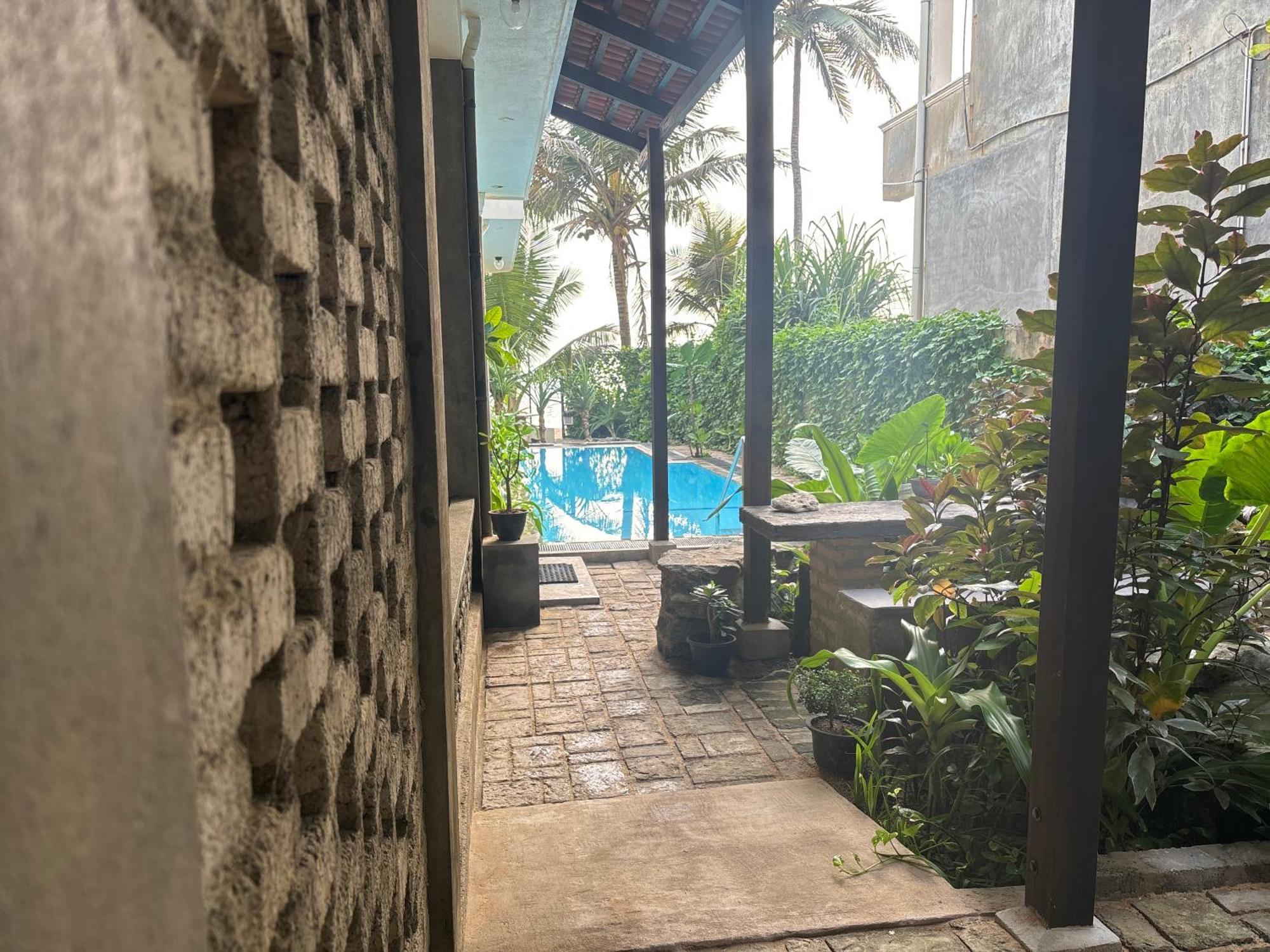 Mirage Beach House At Morava Court Hikkaduwa Bagian luar foto