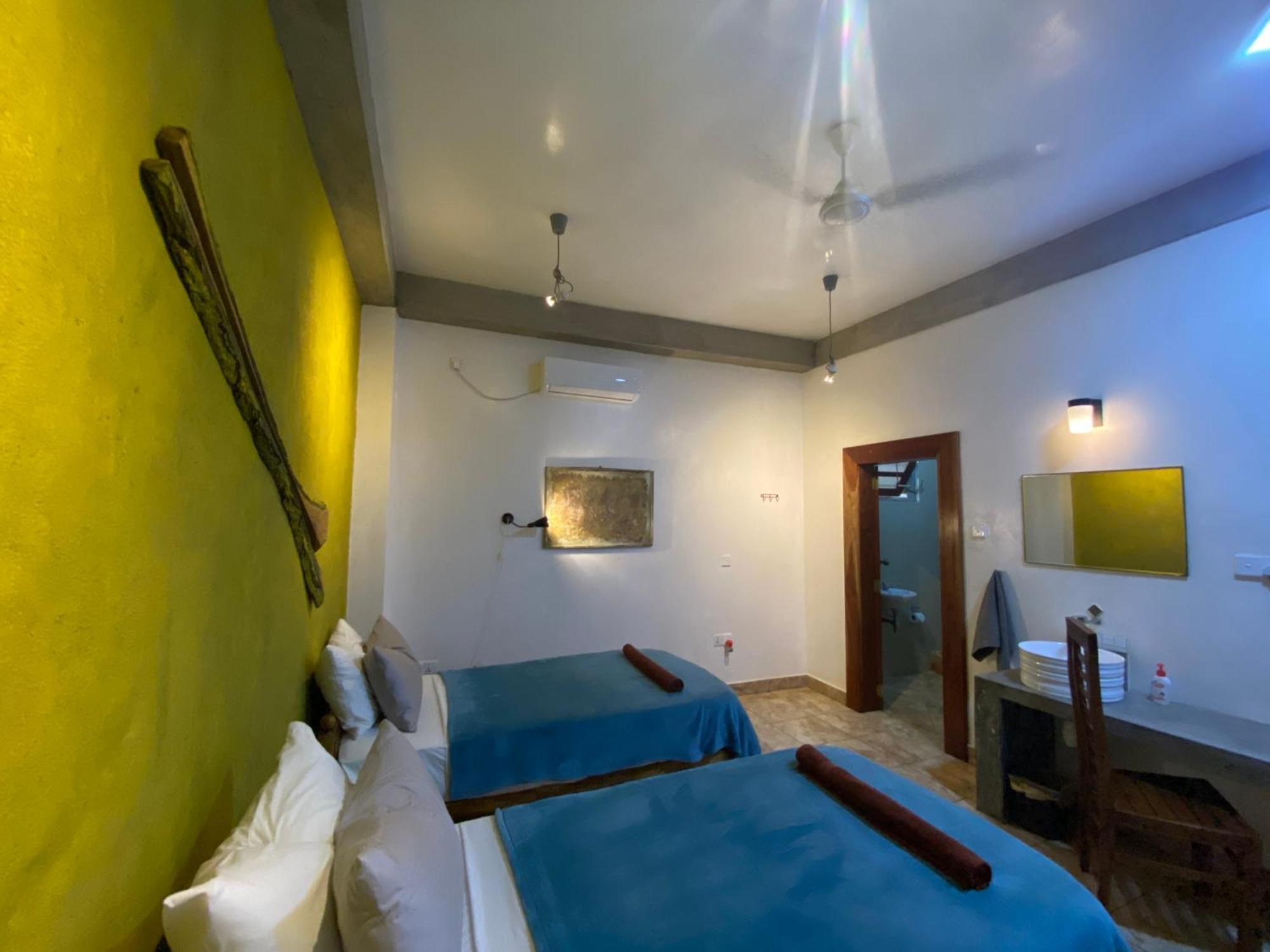 Mirage Beach House At Morava Court Hikkaduwa Bagian luar foto
