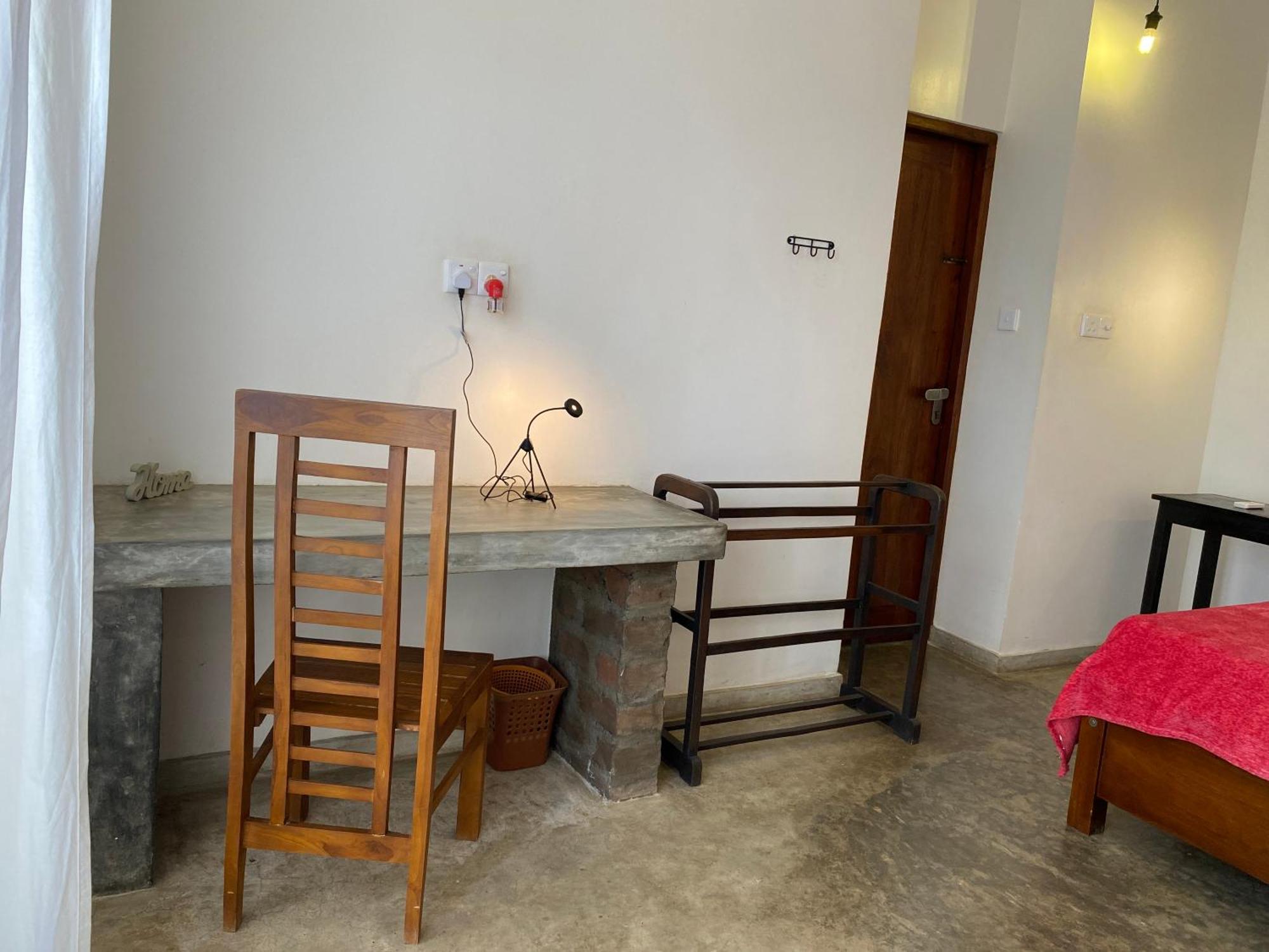 Mirage Beach House At Morava Court Hikkaduwa Bagian luar foto