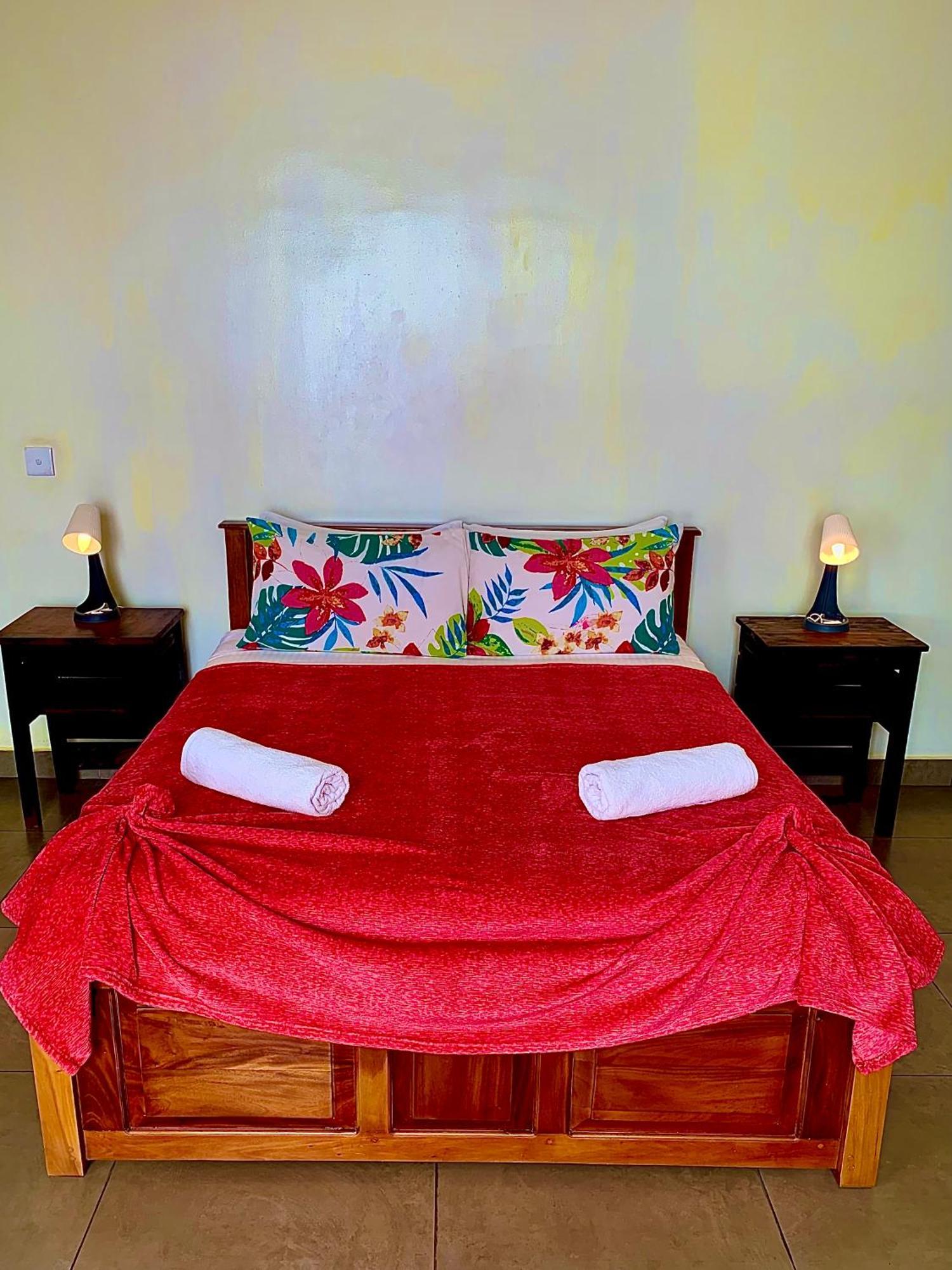 Mirage Beach House At Morava Court Hikkaduwa Bagian luar foto