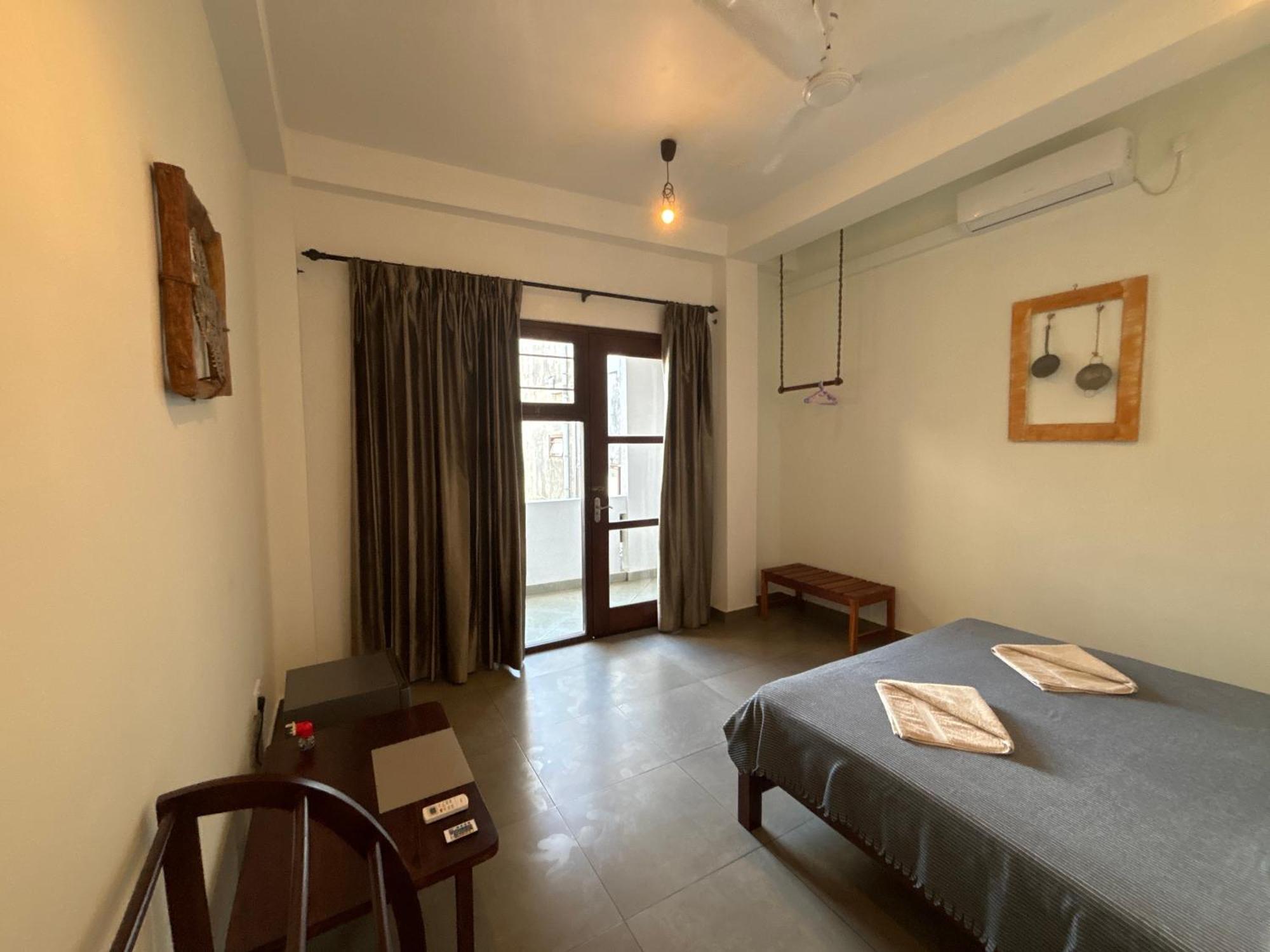 Mirage Beach House At Morava Court Hikkaduwa Bagian luar foto