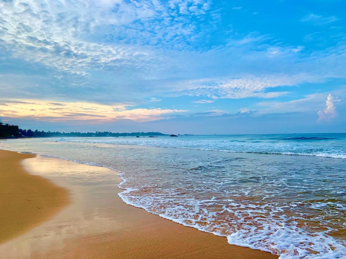Mirage Beach House At Morava Court Hikkaduwa Bagian luar foto